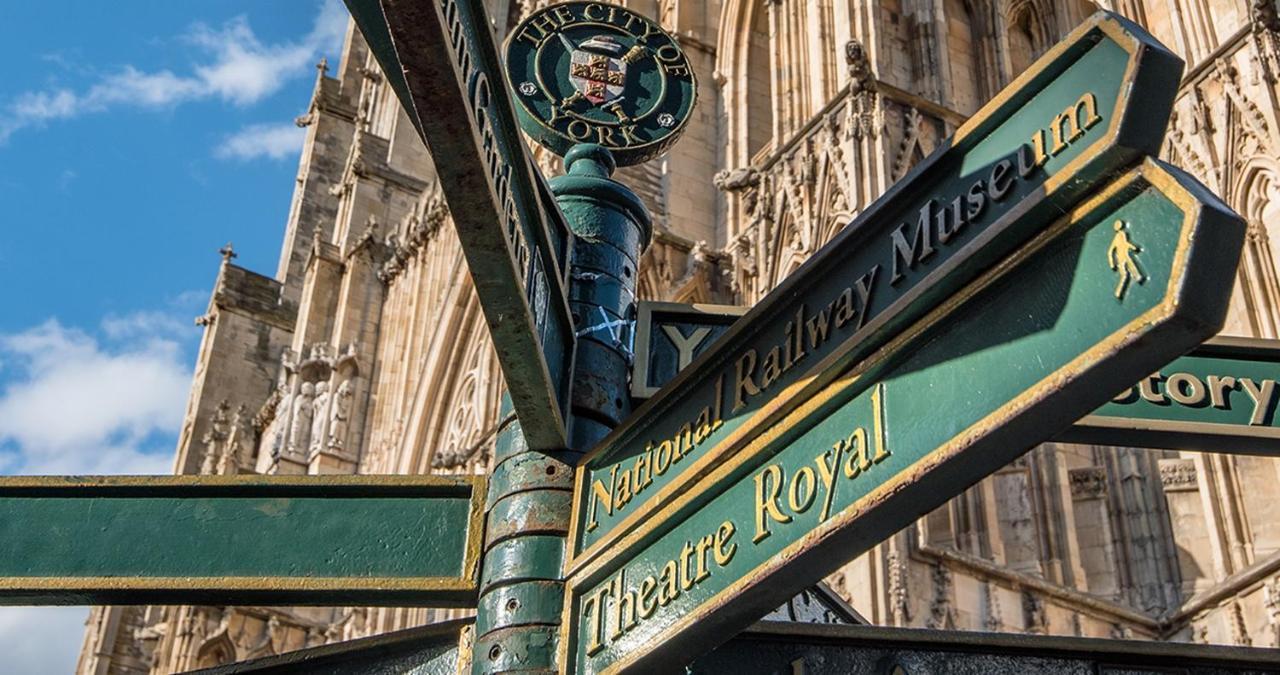 The Clifford Gathering York - Sleeps Up To 10 Экстерьер фото
