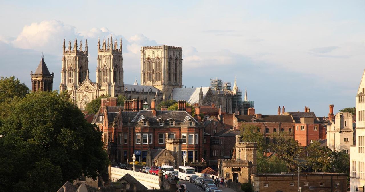 The Clifford Gathering York - Sleeps Up To 10 Экстерьер фото