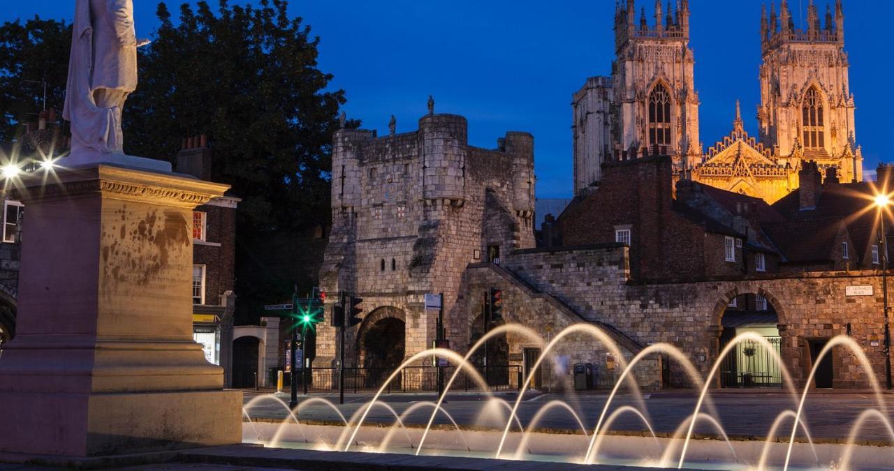 The Clifford Gathering York - Sleeps Up To 10 Экстерьер фото